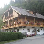 Farm stay Simonbauerhof Bad Kleinkirchheim